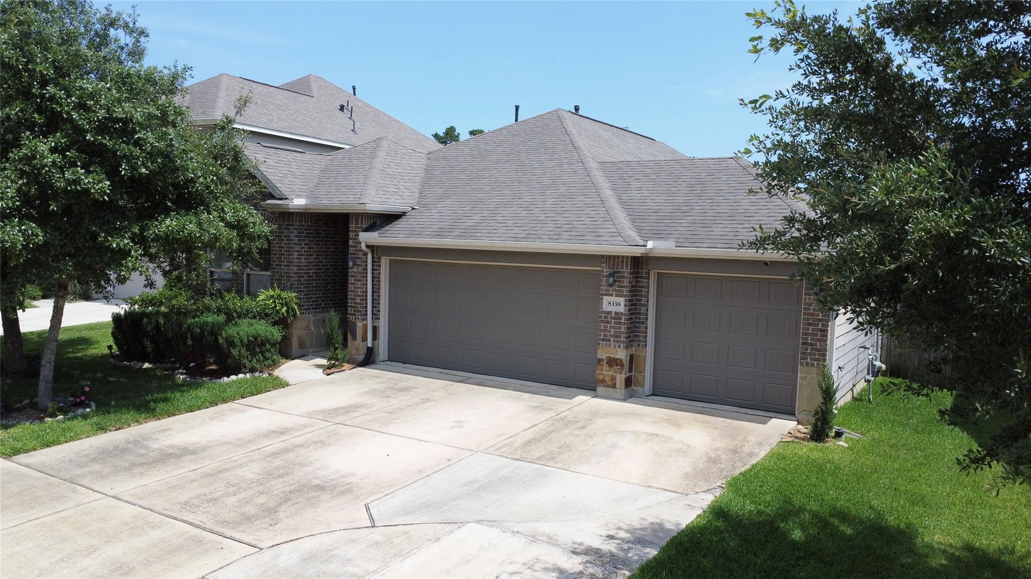 8338 Hunters Lodge Lane
