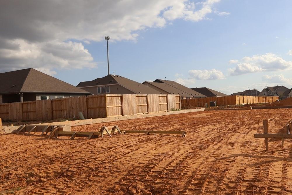 2834 Garden Meadow Street