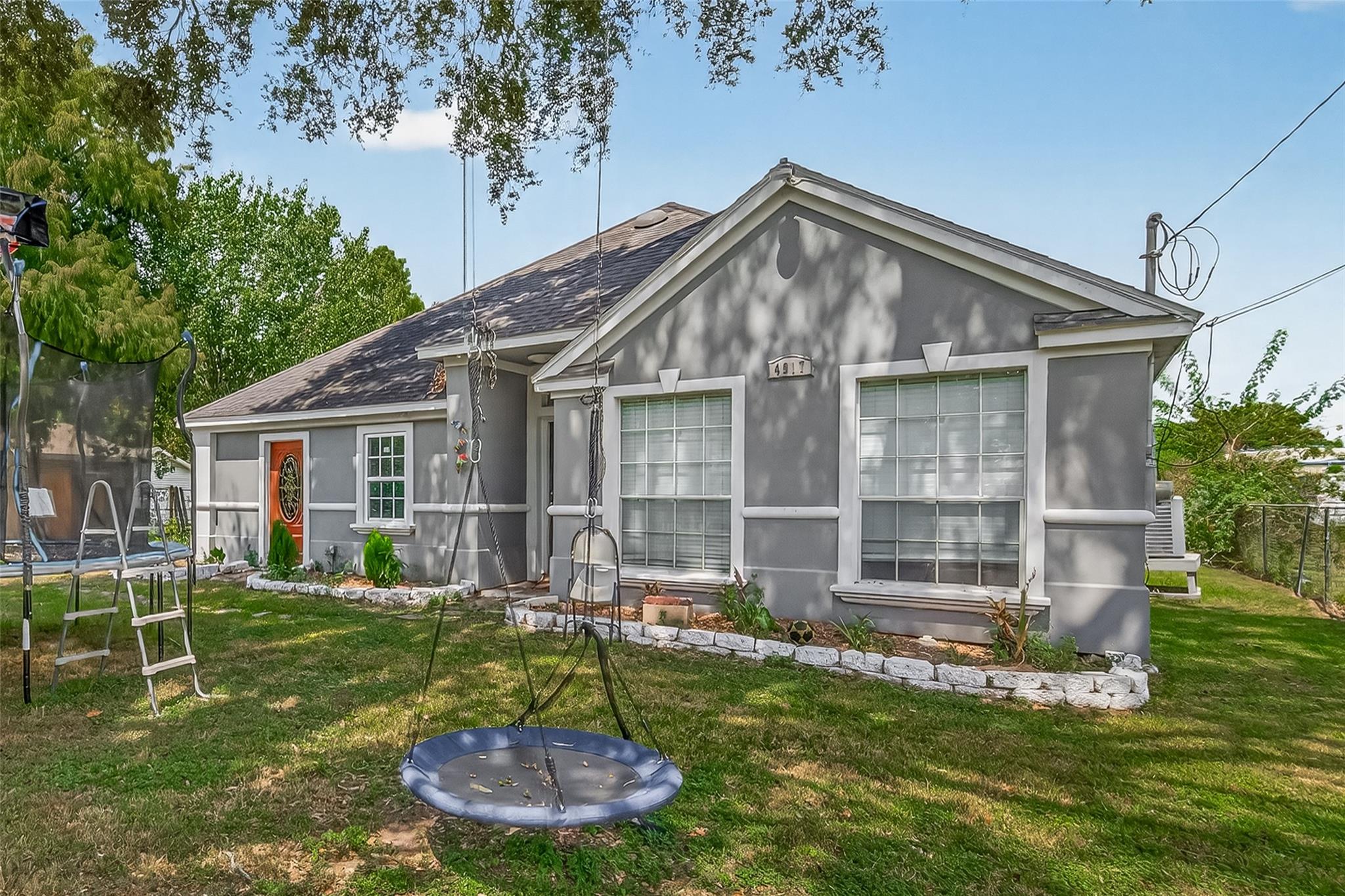 4917 Sycamore Avenue