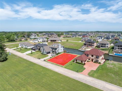 10808 Bourbon Street Willis TX 77318