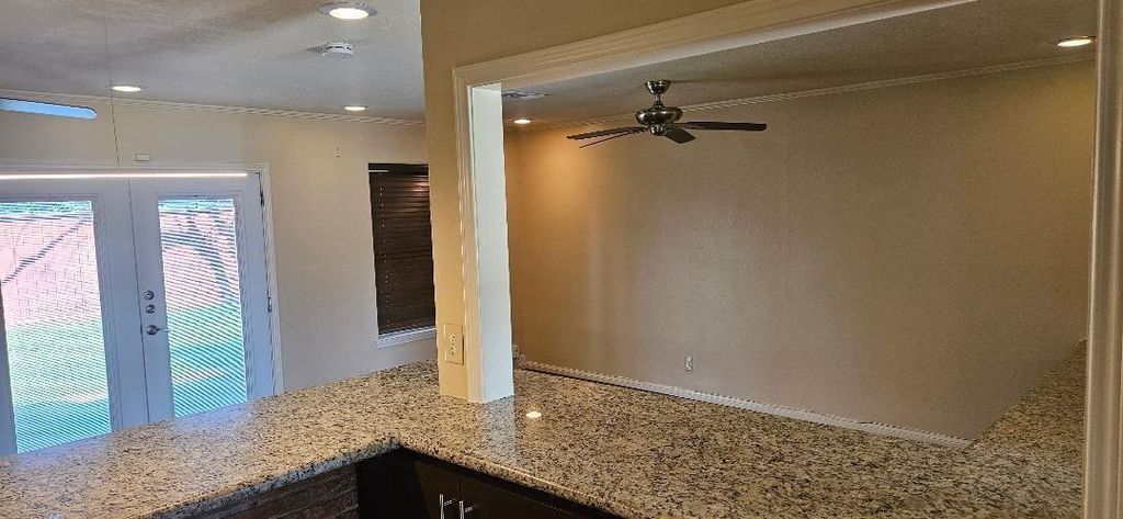 Photo of 5926 Hornwood Drive, Houston, TX 77081 (MLS # 77797633)