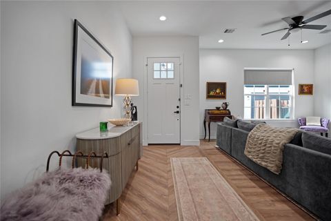 Photo of 303 Blueberry Street #B, Houston, TX 77018 (MLS # 8843745)