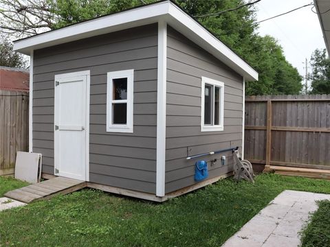 Tiny photo for 11419 Landsdowne Drive, Houston, TX 77035 (MLS # 71960282)