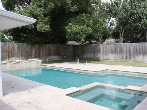 Tiny photo for 11419 Landsdowne Drive, Houston, TX 77035 (MLS # 71960282)