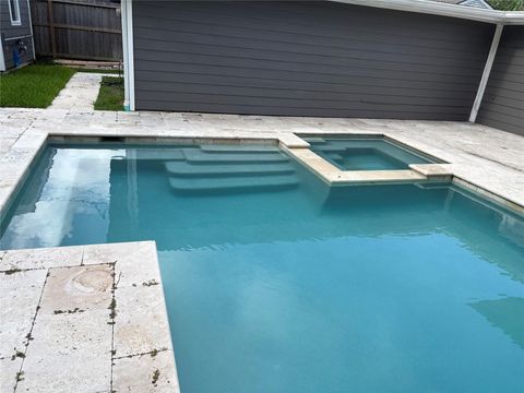 Tiny photo for 11419 Landsdowne Drive, Houston, TX 77035 (MLS # 71960282)