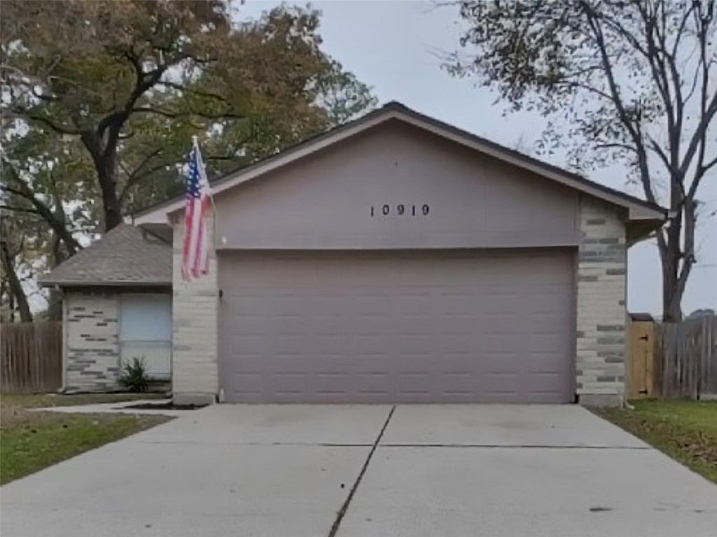 Photo of 10919 Almond Grove, Humble, TX 77396 (MLS # 56802256)