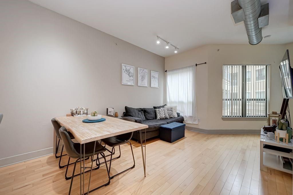 Photo of 1901 Post Oak Boulevard #2507, Houston, TX 77056 (MLS # 53425511)