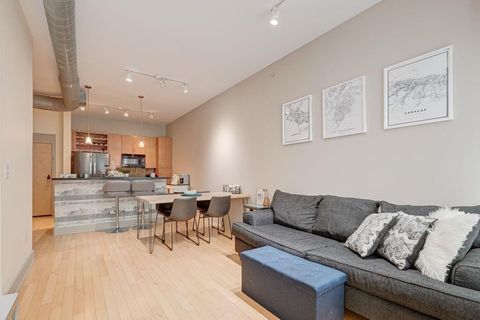 Photo of 1901 Post Oak Boulevard #2507, Houston, TX 77056 (MLS # 53425511)