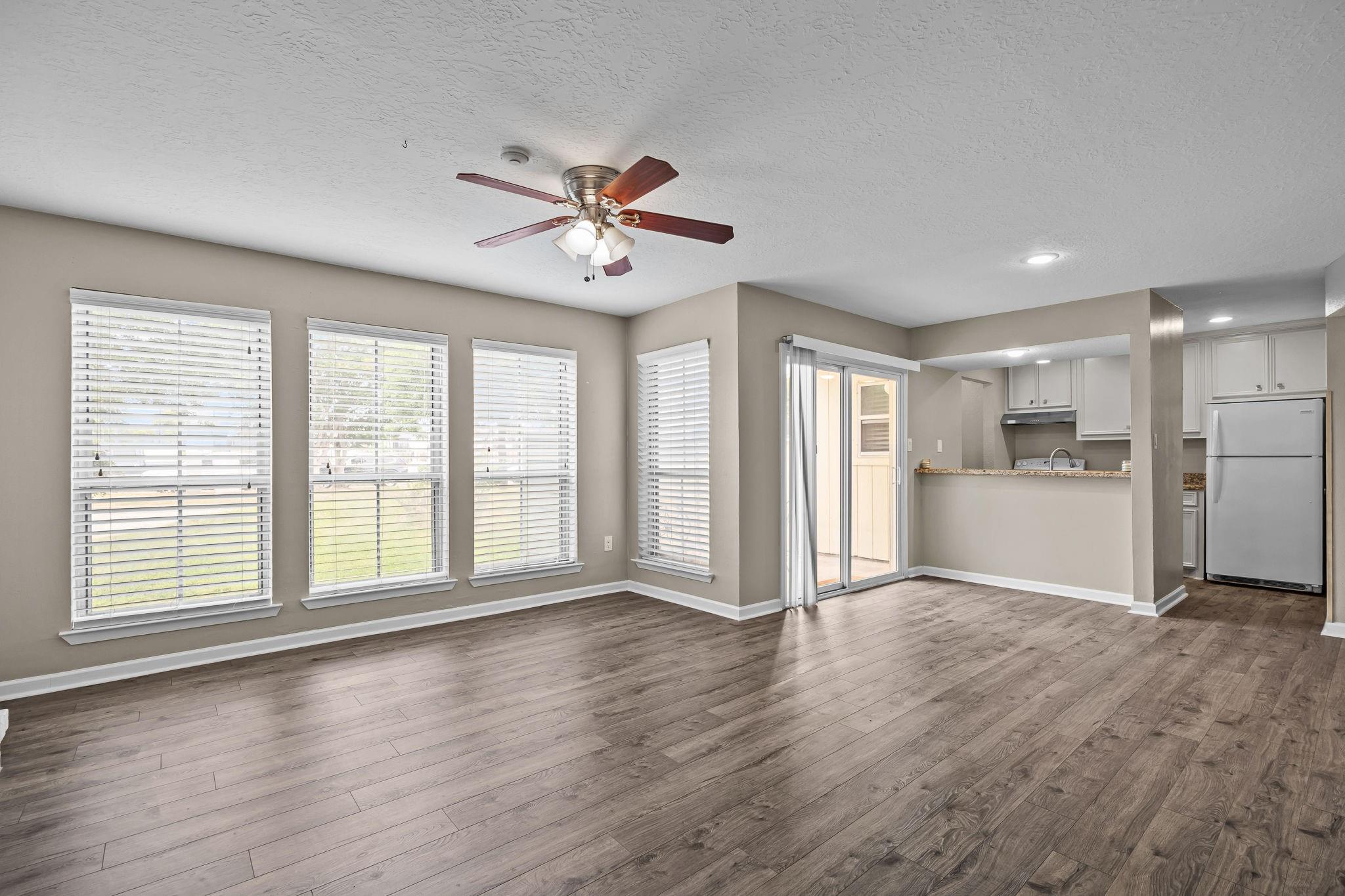 250 El Dorado Boulevard 127