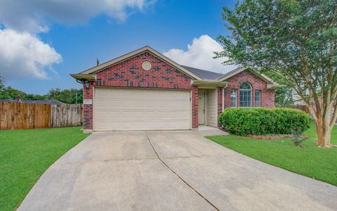 Photo of 11714 Sweet Willow Court, Houston, TX 77031 (MLS # 42717016)