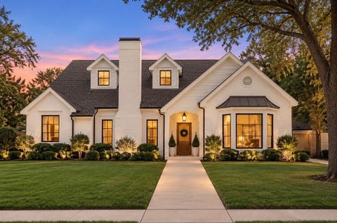 Photo of 13723 Taylorcrest Road, Houston, TX 77079 (MLS # 74230653)