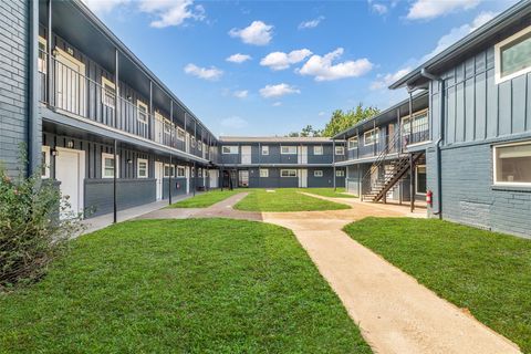 Photo of 4706 Yellowstone Boulevard #11, Houston, TX 77021 (MLS # 13314193)