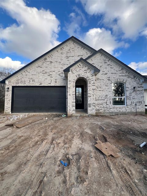 Photo of 12911 Green Valley, Rosharon, TX 77583 (MLS # 85307208)