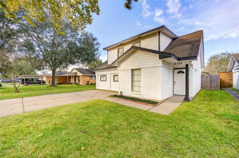 Photo of 12127 Palmton Street, Houston, TX 77034 (MLS # 826070)