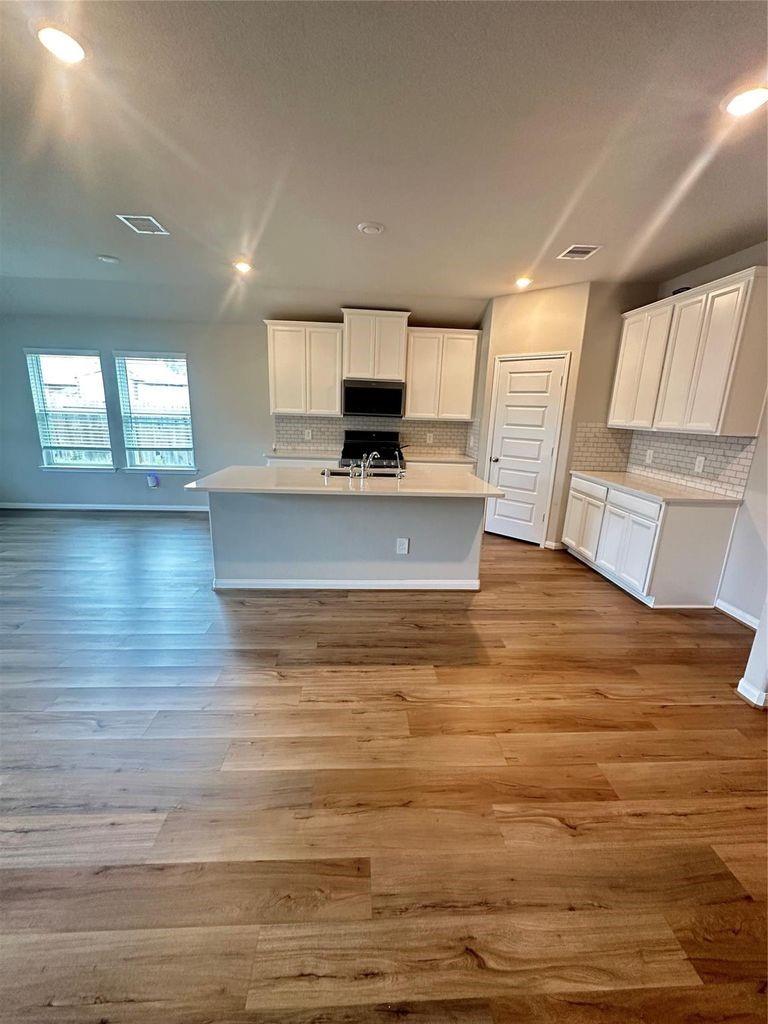 3435 Dry Creek Drive