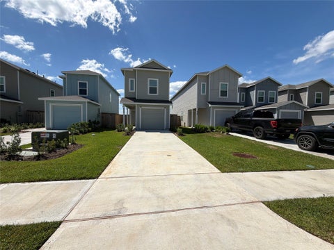 Photo of 930 Pertuso Lane, Huffman, TX 77336 (MLS # 61605188)