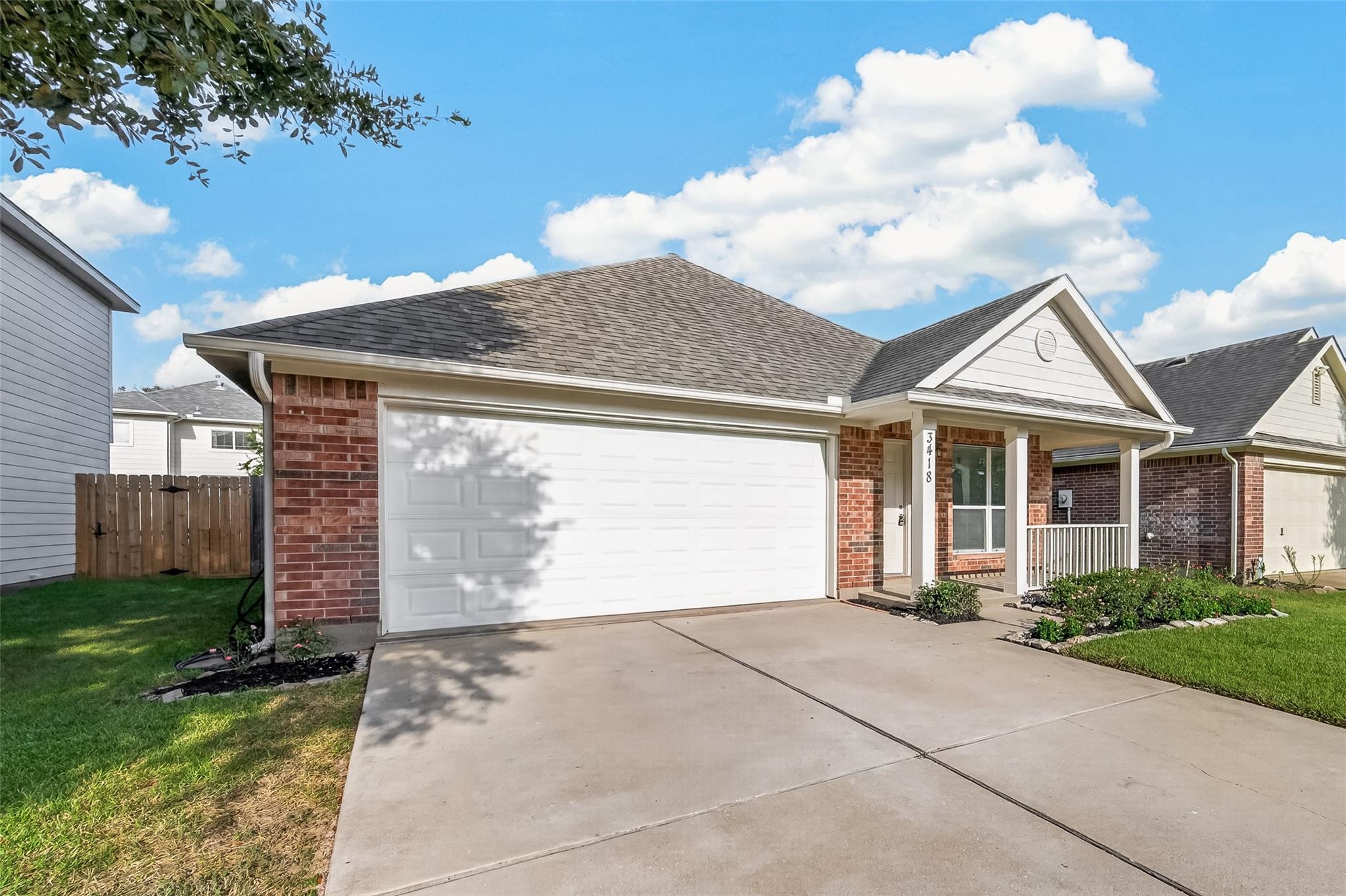3418 W Rainmill Drive