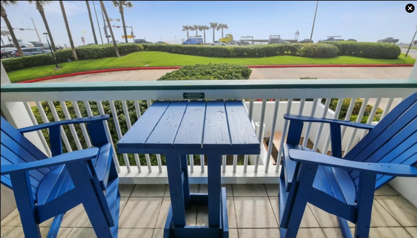 6102 Seawall Boulevard 102B