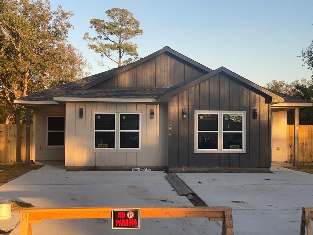 Photo of 7322 Phillips Street, Houston, TX 77088 (MLS # 18232834)