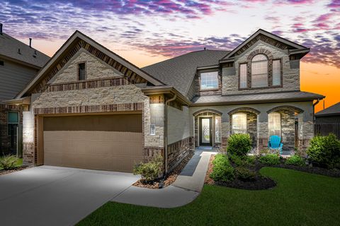 Photo of 29663 Kynndal Shore Drive, Spring, TX 77386 (MLS # 41739205)
