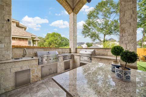 Homes For Sale - 6130 Riverchase Glen Drive<br/> Houston, TX 77345