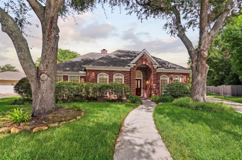 Photo of 4506 Lowerby Lane, Sugar Land, TX 77479 (MLS # 8023128)