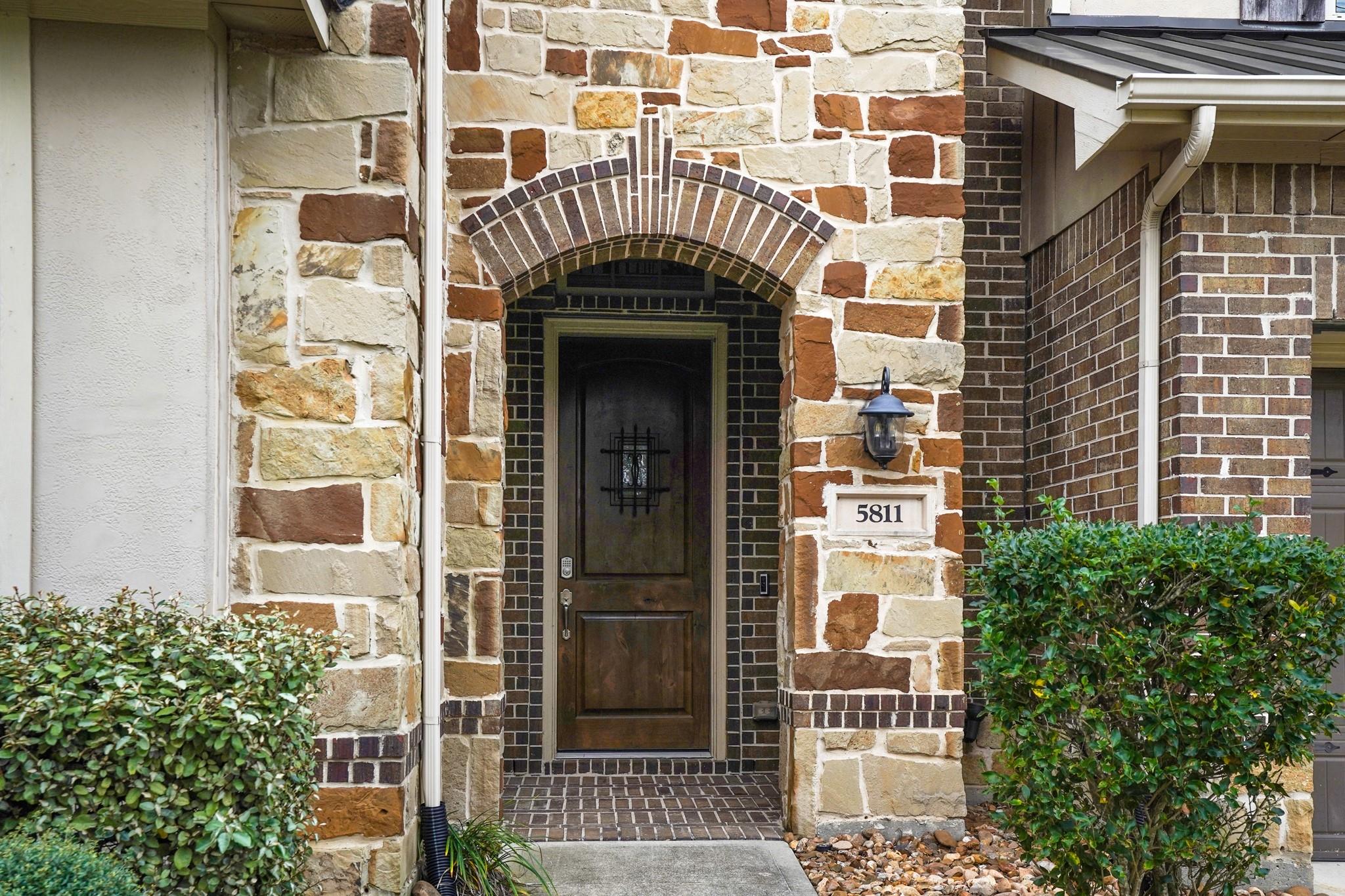 5811 Willow Park Terrace Lane