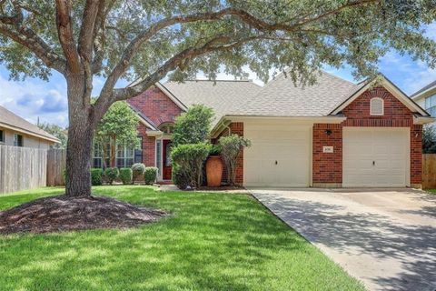 Photo of 4310 Innsbrook, Sugar Land, TX 77479 (MLS # 90905915)
