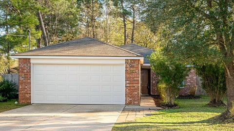 Photo of 16394 Long Valley Court, Conroe, TX 77302 (MLS # 82348358)