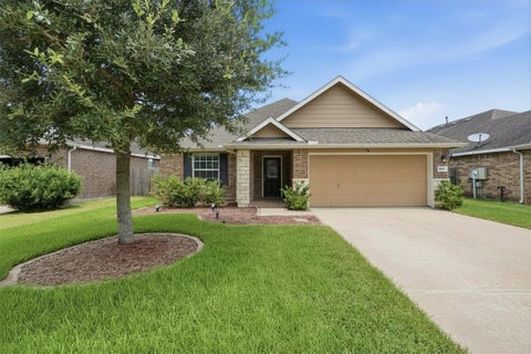 Photo of 1202 Quarterhorse Drive, Alvin, TX 77511 (MLS # 90143077)