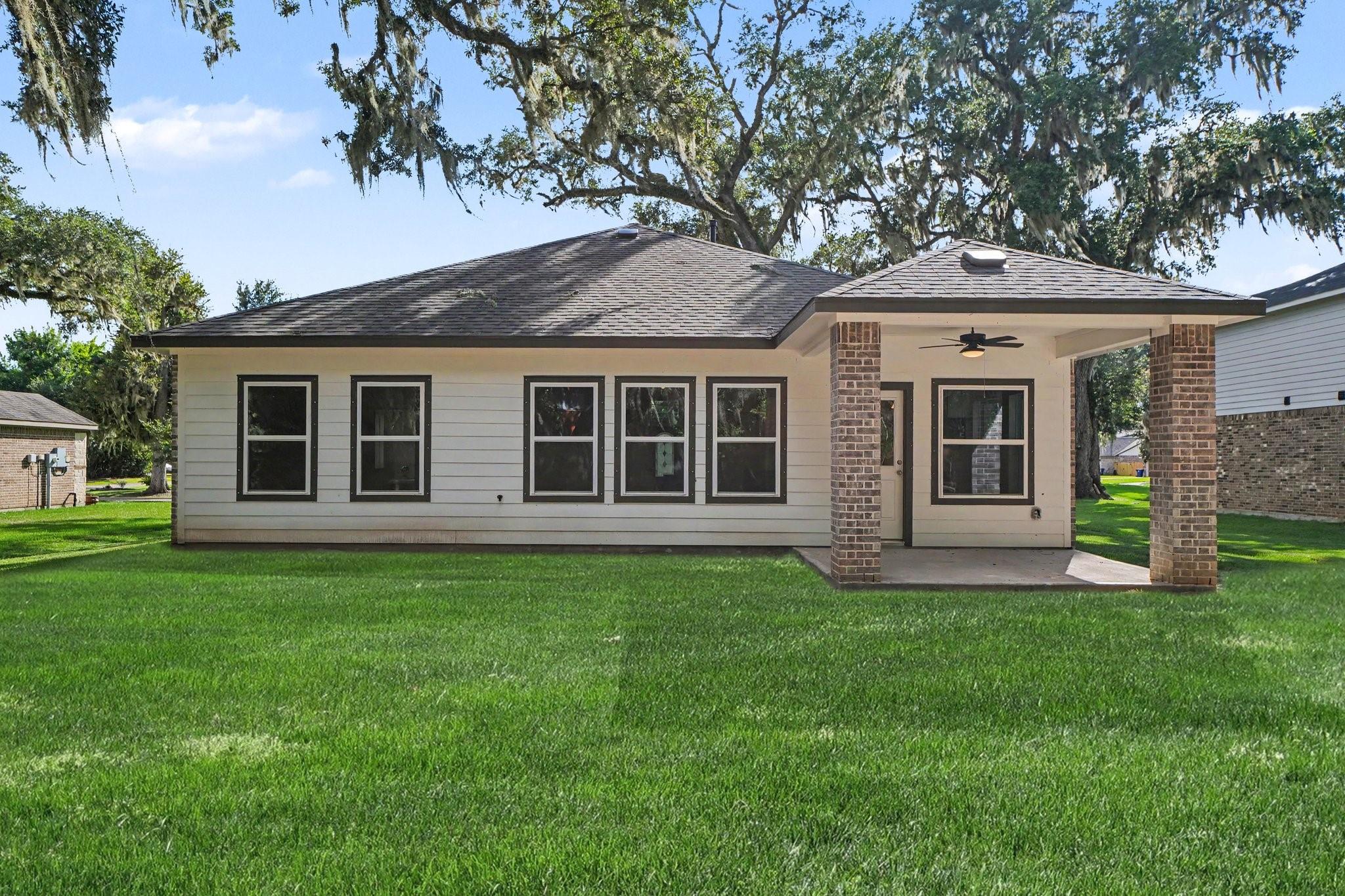 2231 Lakewood Drive