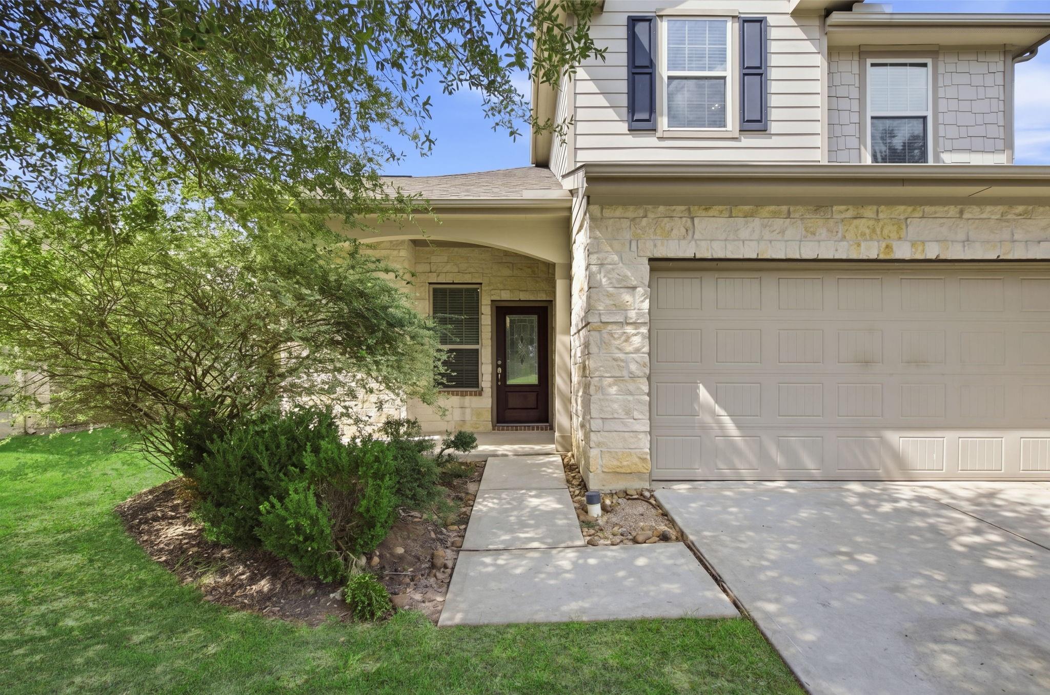 2261 Ivy Wall Drive