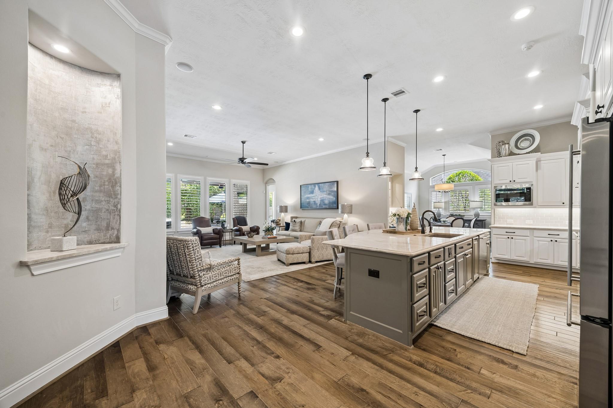 6407 Dexter Bluff Court