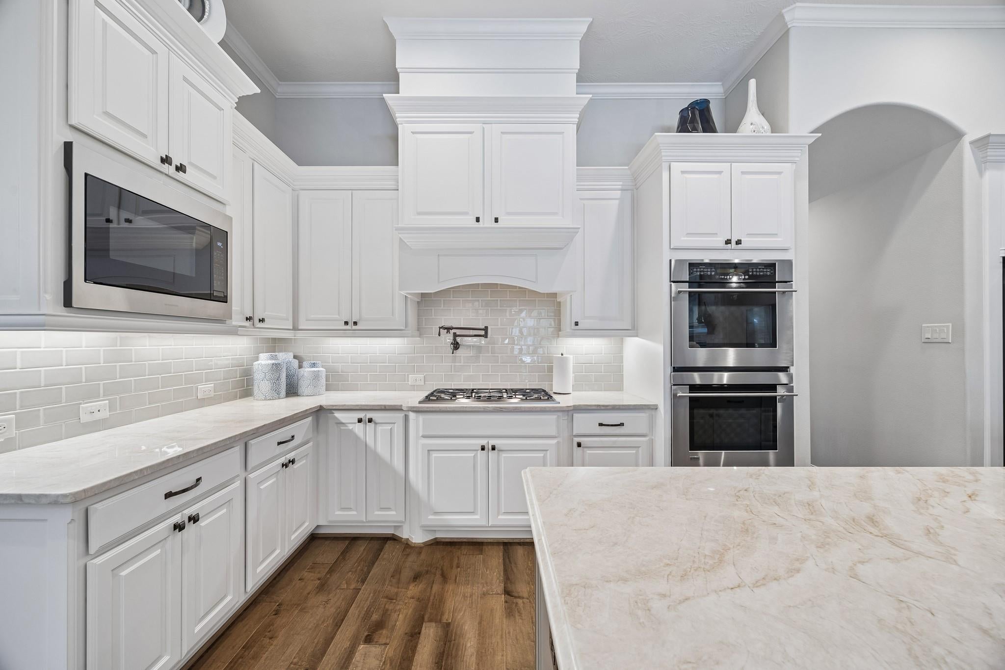 6407 Dexter Bluff Court