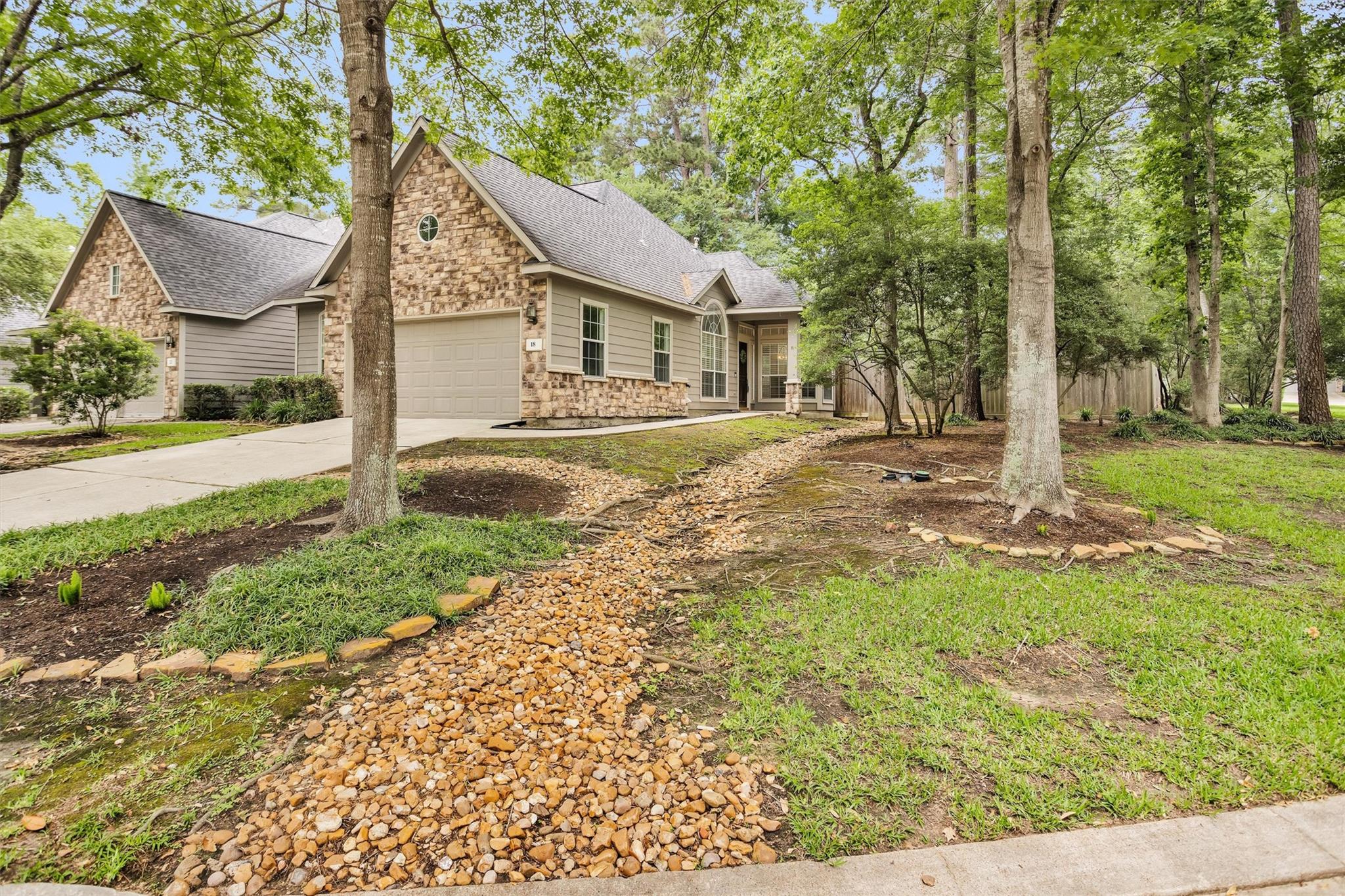 18 Endor Forest Place