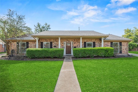 Photo of 6031 Mcknight Street, Houston, TX 77035 (MLS # 3368413)