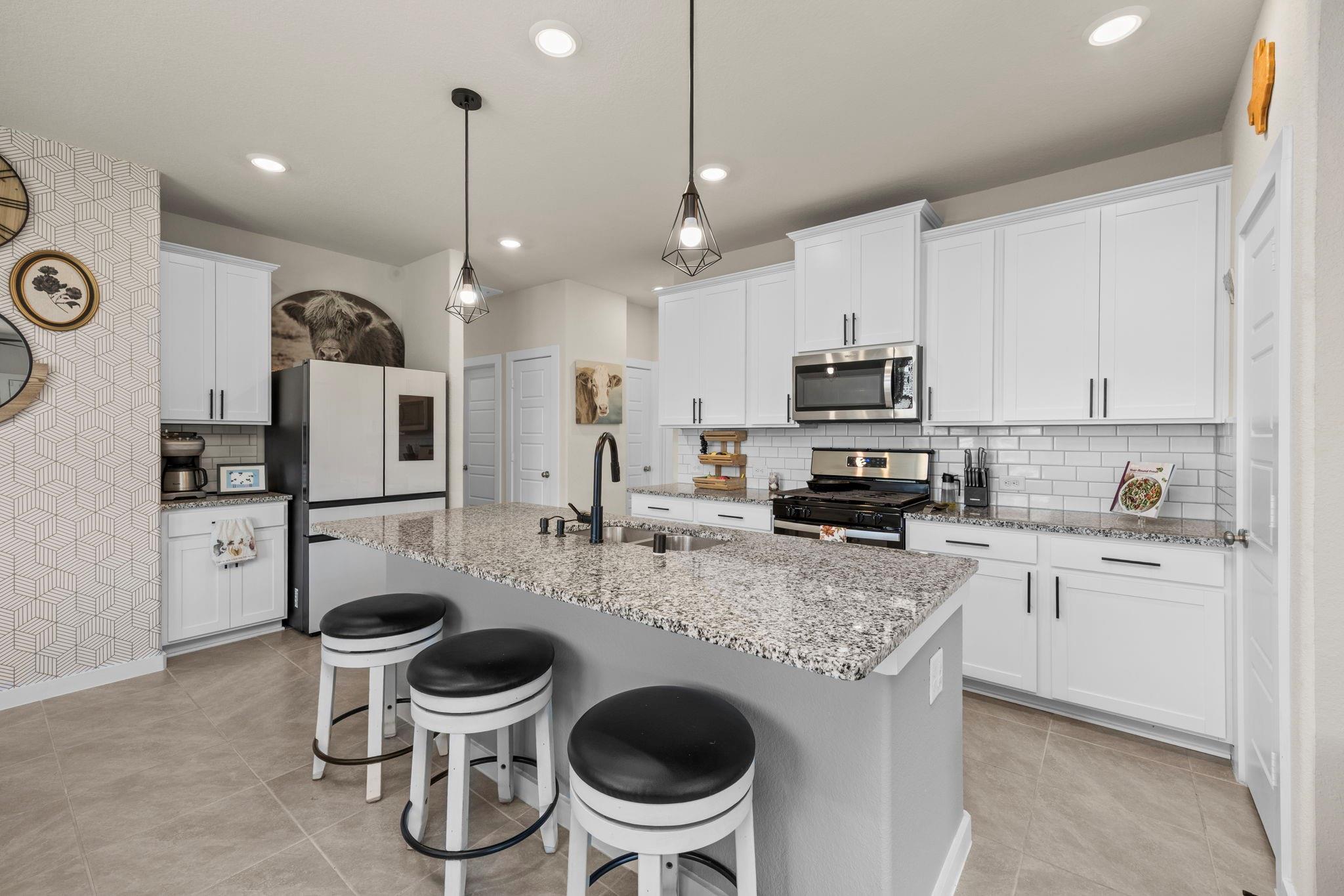2050 W Darlington Oak Court
