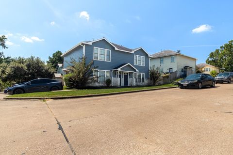 Photo of 134 Sendero Drive, Huntsville, TX 77340 (MLS # 53445636)