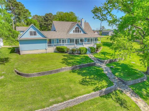 Photo of 331 Memphis Bell Ln, Trinity, TX 75862 (MLS # 12991741)