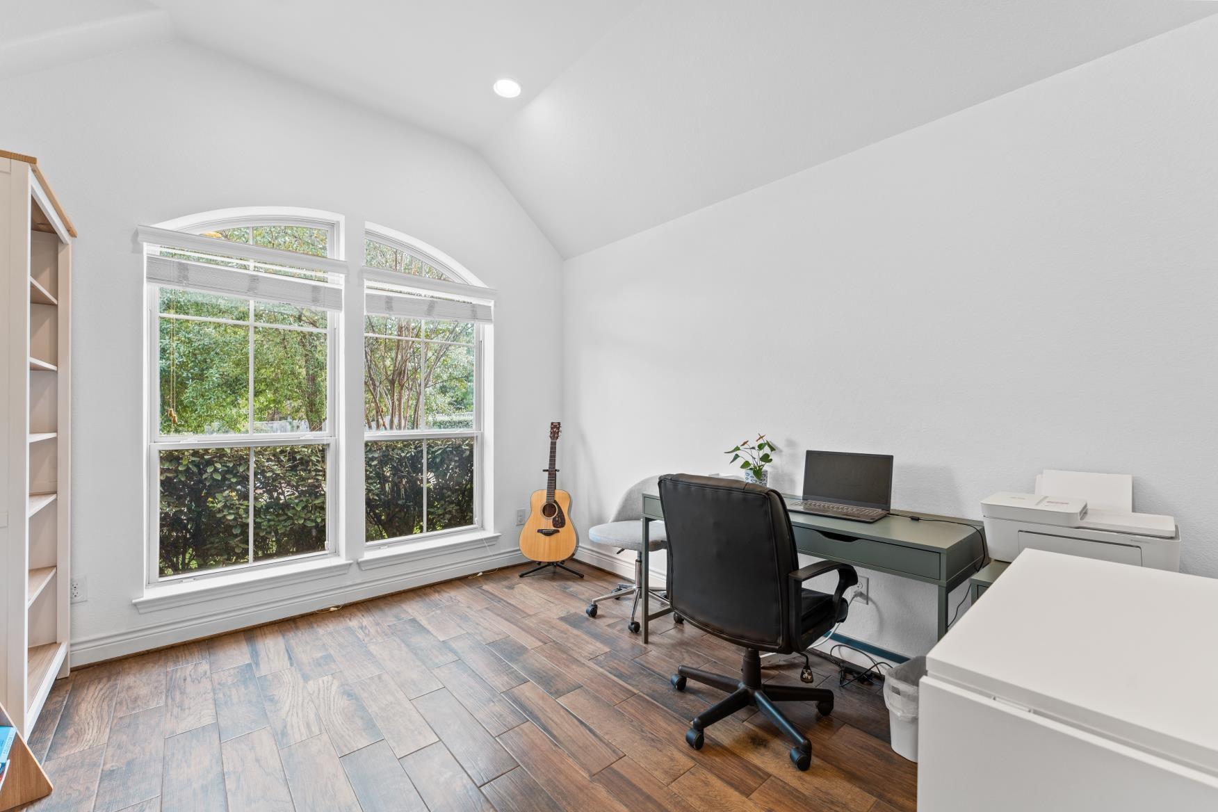 194 Kinnerly Peak Place