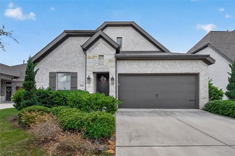 Photo of 9415 Oakheath Canyon Court, Tomball, TX 77375 (MLS # 98999971)