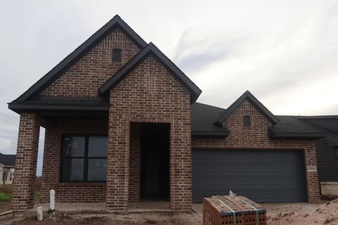 Homes For Sale - 10806 Starlight Lane<br/> Richmond, TX 77469