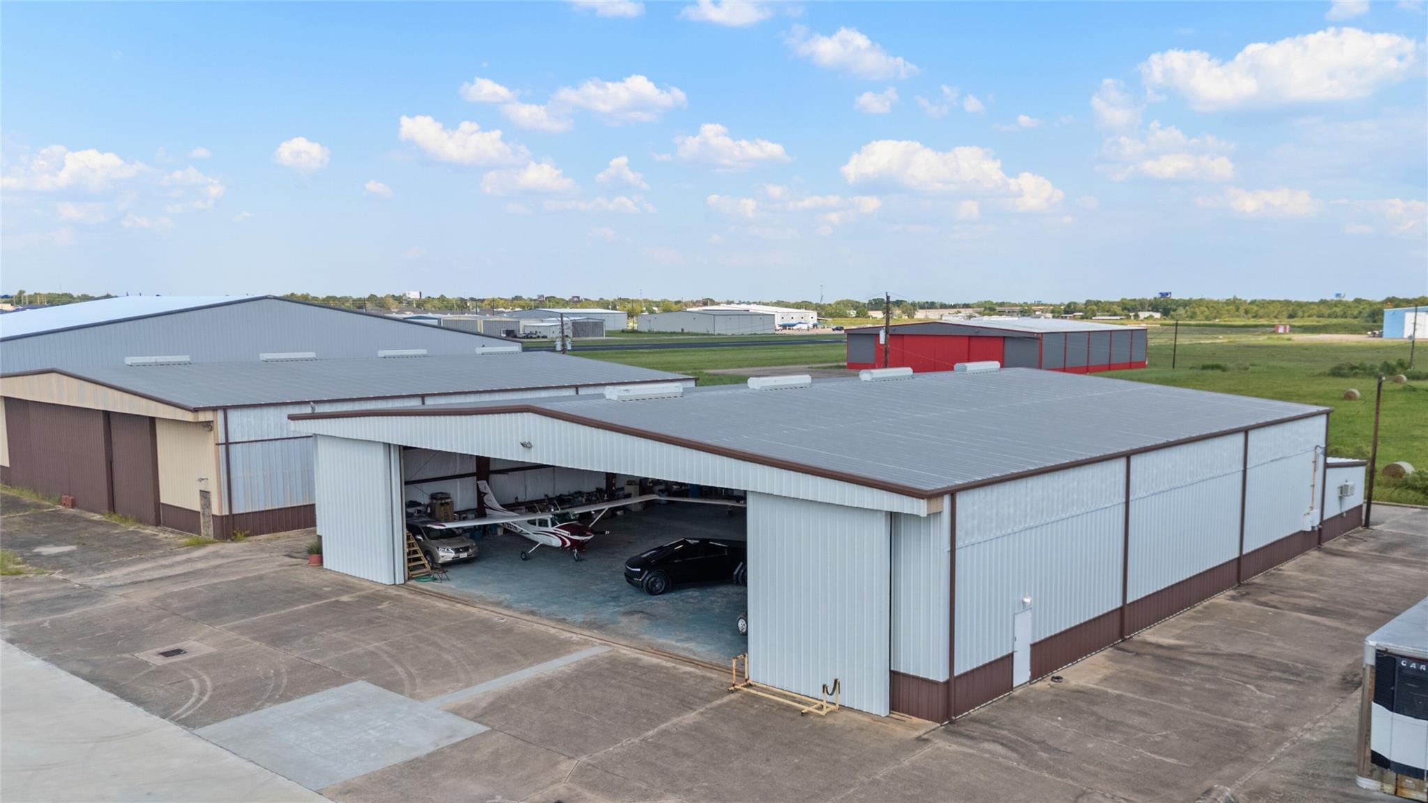 5519 W Arcola Airport