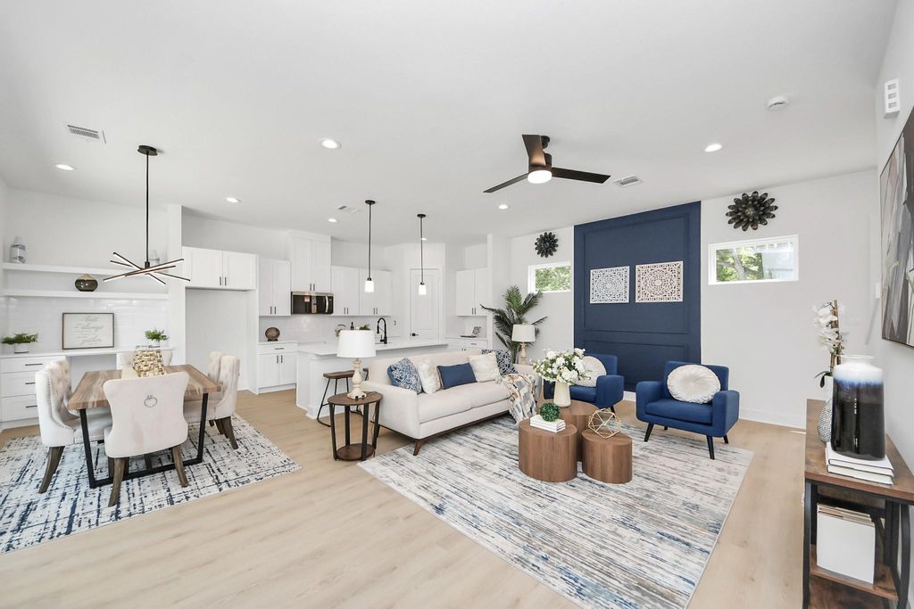 Photo of 860 Rachel St Street #B, Houston, TX 77091 (MLS # 78272214)