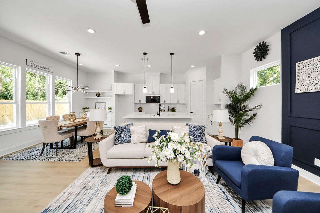 Photo of 860 Rachel St Street #B, Houston, TX 77091 (MLS # 78272214)