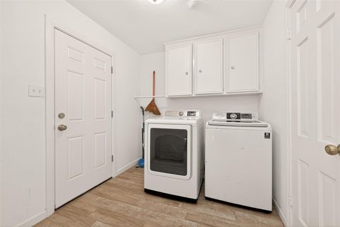 Tiny photo for 3815 Fernglade Drive, Houston, TX 77068 (MLS # 89456622)