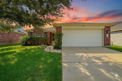Photo of 21627 Gannet Peak Way, Katy, TX 77449 (MLS # 95957983)