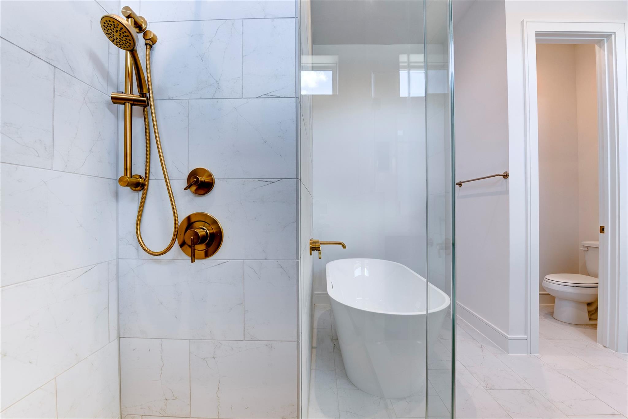 Houston, Texas 77055, United States, 3 Bedrooms Bedrooms, ,4 BathroomsBathrooms,Residential,Active,240025