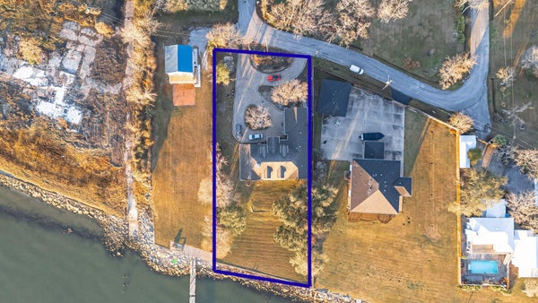 2011 CRESCENT DR, LA PORTE, TX 77571 - Image cd4b6606fbc4792205eeee393f4e5a36/2456331870