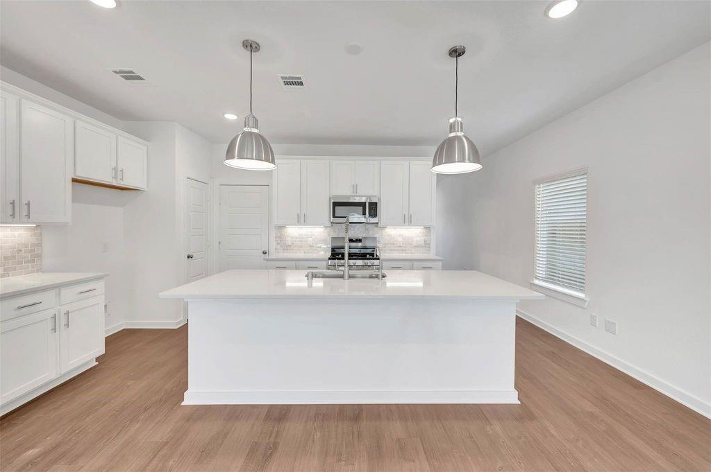 32455 Sunbeam Drive